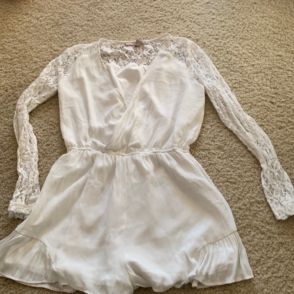 White romper with lace
